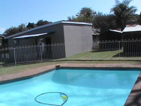 SPACIOUS 1 BEDROOM GARDEN COTTAGE RIETFONTEIN