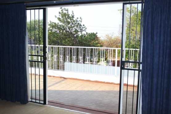 Spacious 8x6m room available in Waterkloof Glen. (Pretoria East)