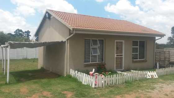 Spacious cottage for rent in Elands park