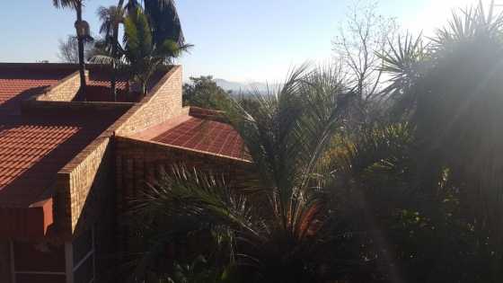 Spacious house with an view in Florauna