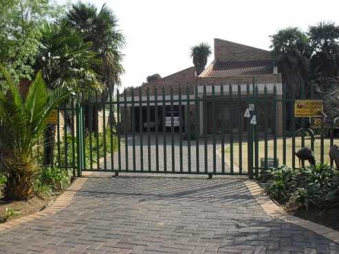 Spacious modern large house for sale in sought after East Village Village, Sunwardpark, Boksburg