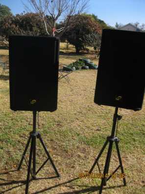 Speakers amp Stands,  Mixer,