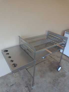 Stainless Steel Executive Patio Braais te koop.