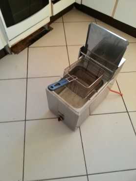 STAINLESS STEEL GAS DEEP FRYER