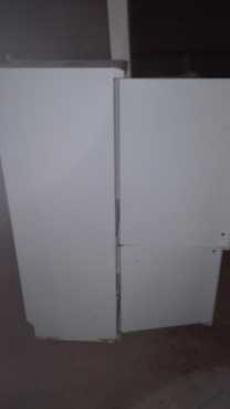 Standing freezer