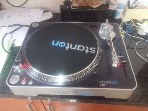 Stanton Turntable for SALE