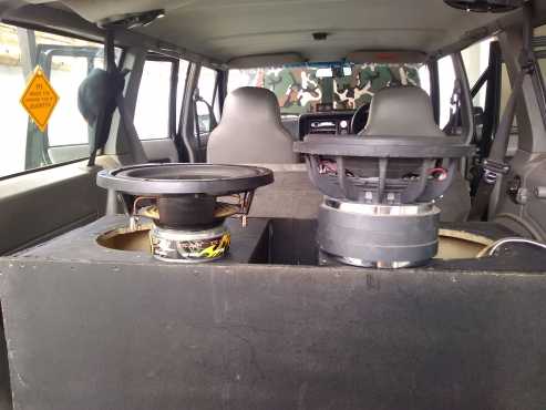 Starsound 5212 12quotdvc 5000w max 1000w Rms to swop for for smaller 12 and two 10quot bakkie subs