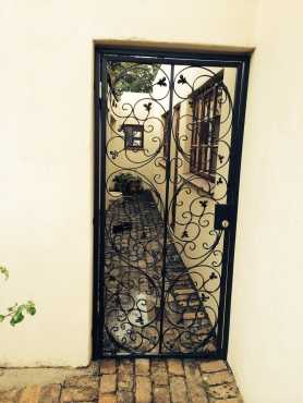 Steel or Wood garden gates made and installed in Gauteng