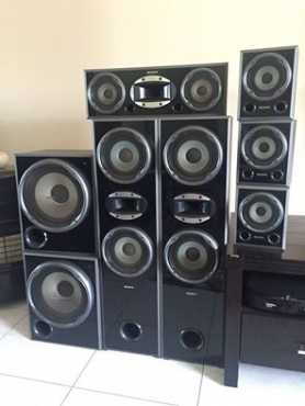 Stel Sony 8x speakers, 2x front, 1x centre, 2x sub039s, 3x surround