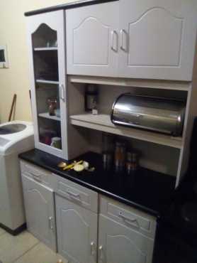 stove and kitchen cupboard