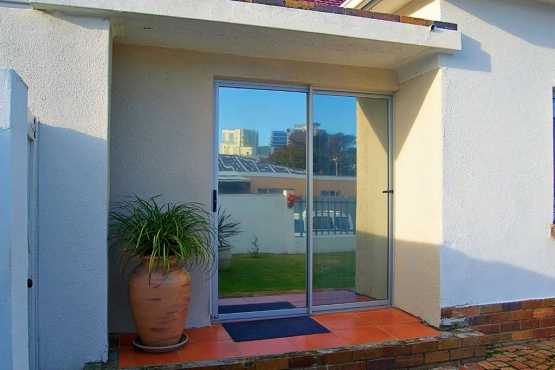 Strand, Western Cape-Holiday accommodation