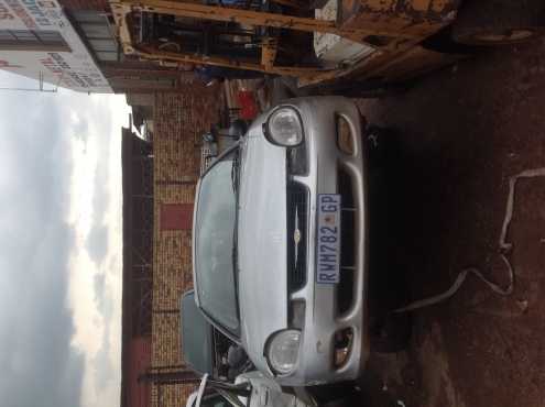 Stripping Chrysler Neon 2000 for Spares