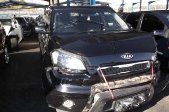 STRIPPING KIA SOUL 1.6