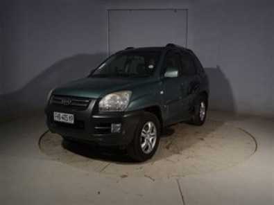 Stripping Kia Sportage for spares