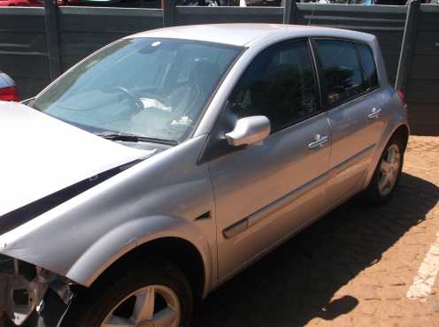 STRIPPING RENAULT MEGANE 1.6 EXP