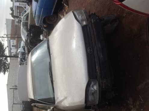 Stripping Toyota Camry 1995 for Spares