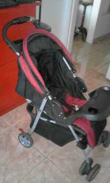 Stroller R250 and Pram R400 for sale