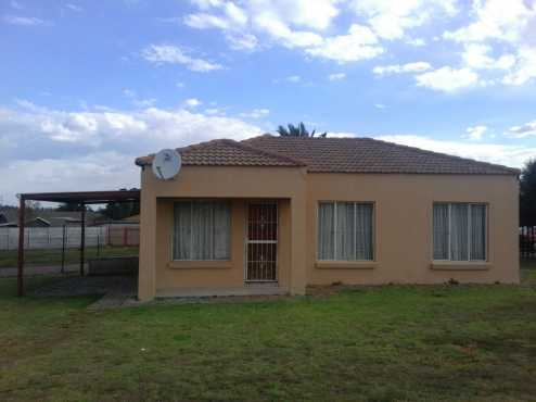 Struisbult, Springs. 3 Bedroom, 2 bathroom house