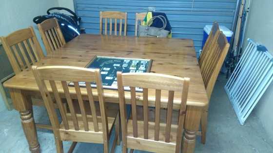 Stunning 9 piece dining room suite. Perfect condition hardly used... I dont have space for it...