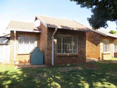 Stunning house 3 bed 2 bath to rent in Doornpoort