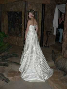 Stunning Wedding Dress for sale