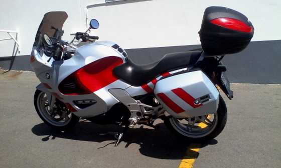 Stylish amp comfortable.  2001 BMW K1200RS