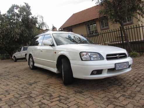 Subaru Legacy 2.5 GX Stationwagen 4x4   2001 Modell   155000Km