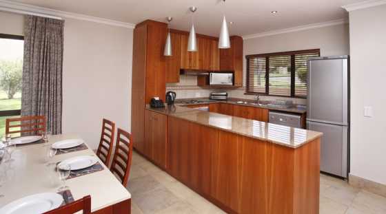 Sun City 19-22 Feb. Pvt School Mid Term. Sleeps 6. Nicest Units