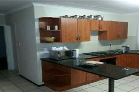 Sunny north facing 2 bedroom flat in Saxenburg, Bardene, Boksburg