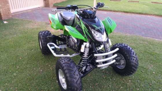 Suzuki 400 Quad Articat