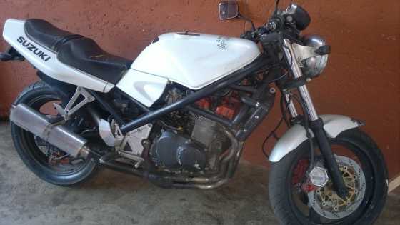 Suzuki 400cc Bandit