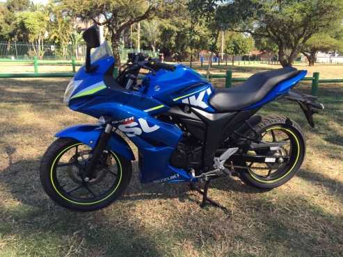 Suzuki Gixxer 150cc  543km on the clock