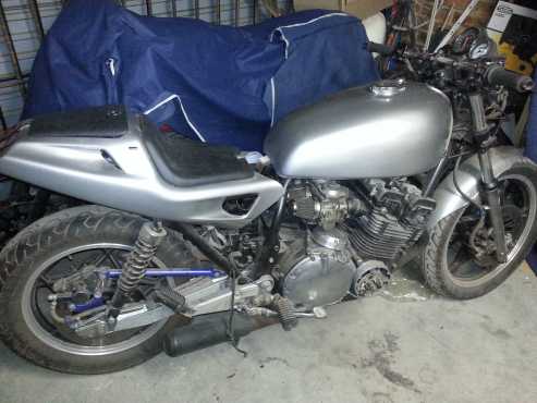 Suzuki GSX1100 (Project Bike)