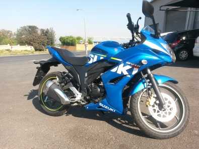 SUZUKI GSX150F GIXXER