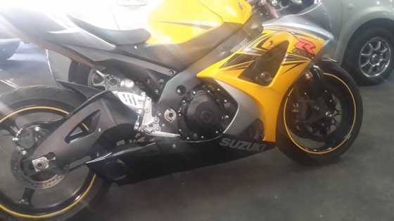 Suzuki GSXR 1000 K8