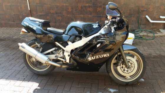 suzuki gsxr 400 gk73a