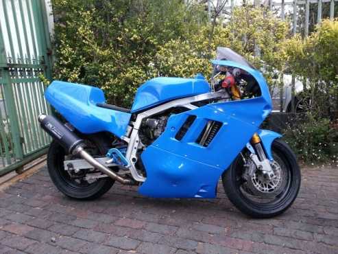 Suzuki GSXR 750 Track Bike - 1985 Model