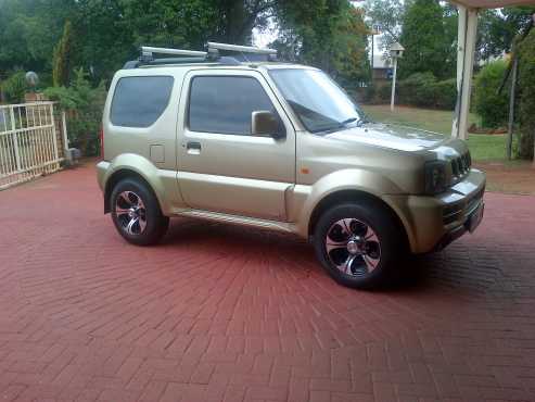 Suzuki Jimny 2011