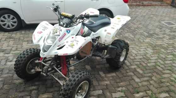 Suzuki LTZ 400