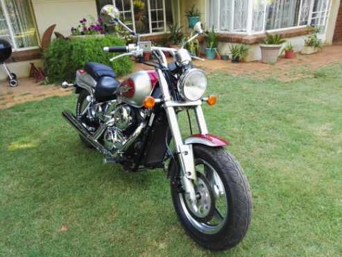 Suzuki Marauder 800cc V-Twin