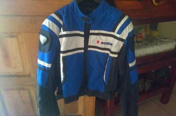 Suzuki quotfull protection jacketquot te koop