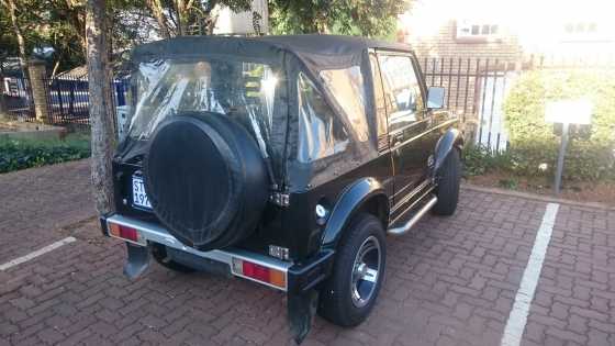 Suzuki Samurai Convertable