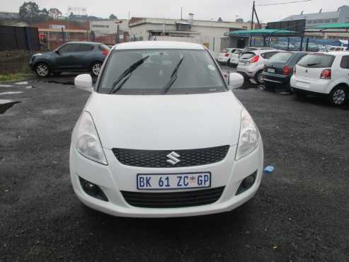 SUZUKI SWIFT Model 2011,5 Doors factory AC And CD Player