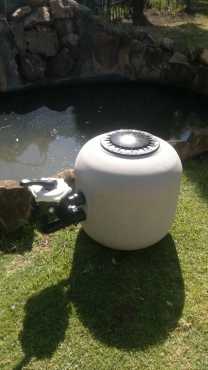 Swimming pool sand filter