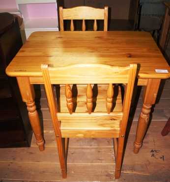 Table with Chairs S018862A Rosettenvillepawnshop