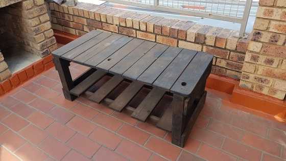 Tafel te koop