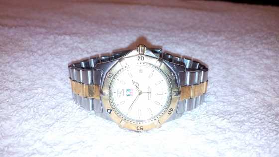 Tag Heuer 2000 Professional