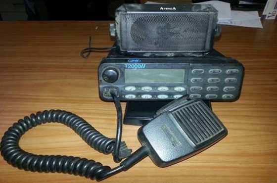 TAIT T2000 UHF Two way Radio and Scanner