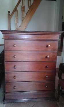 TALLBOYCHEST. LAMPUNG MAHOGANY 5 DRAWER CHEST - WETHERLYS.