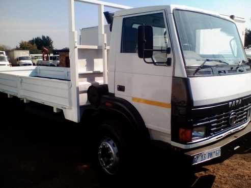 Tata 8 ton dropside 2006